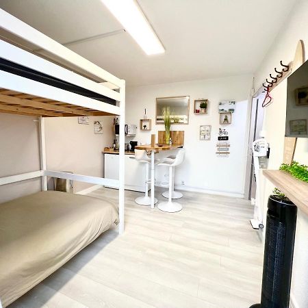 Studio Cosy Bali 1 A 4 Pers Porte Du Futuroscope Chasseneuil-du-Poitou Eksteriør bilde