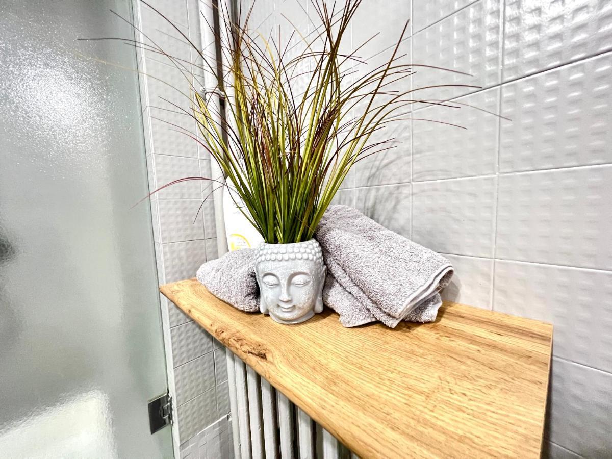 Studio Cosy Bali 1 A 4 Pers Porte Du Futuroscope Chasseneuil-du-Poitou Eksteriør bilde